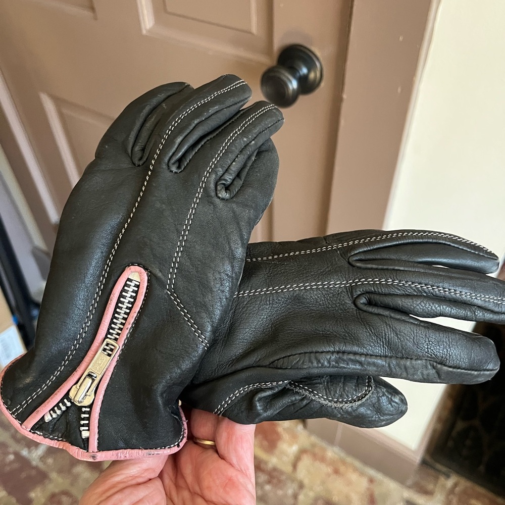 Black Leather Gloves with Pink Trim